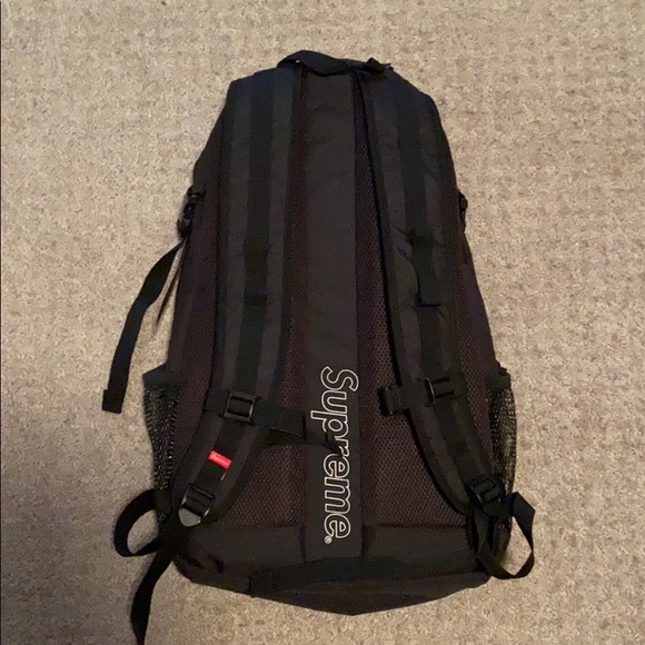 Supreme backpack - Picture 2 of 2